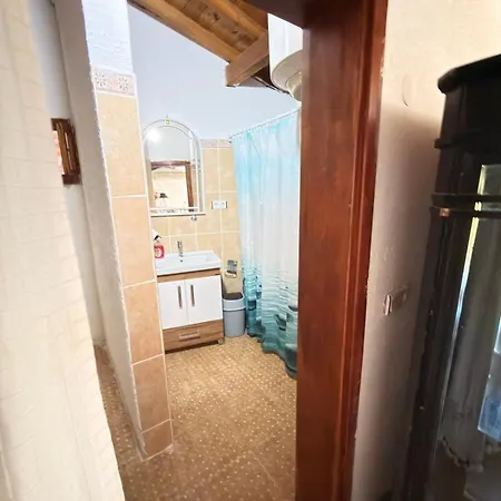 Stone Mansion With Private Pool And Garden And Authentic Kusadası
