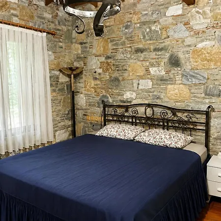Stone Mansion With Private Pool And Garden And Authentic * Kusadası